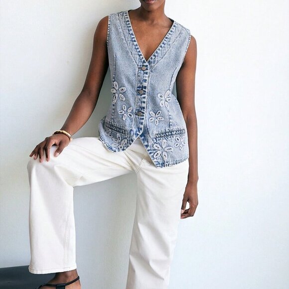 Light Wash Casual Women's Washed Floral Pattern Front Button Denim Vest - Picture 8 of 8